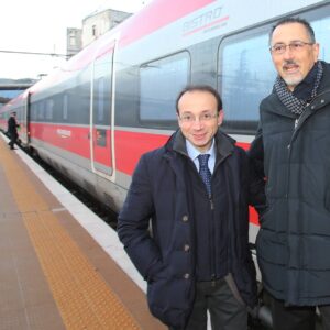 L’arrivo del primo Freccia Rossa a Potenza L'arrivo del primo Freccia Rossa a Potenza